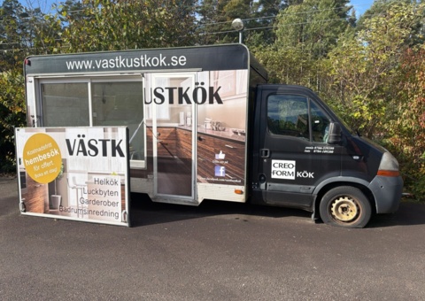 Mobilt showroom - Renault Master Chassi Cab 3.5 T 2.5 dCi Manuell, 115hk -2005 (Reparationsobjekt)