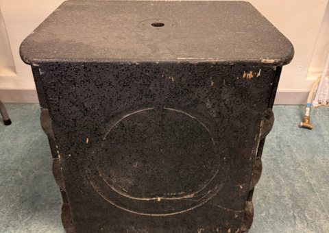 Turbosound m18b milan 2st