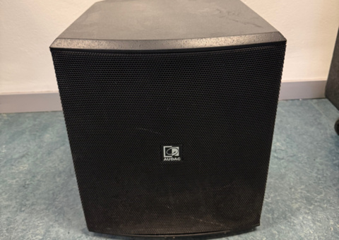 Samling med 6 subwoofers – AUDAC BASO12