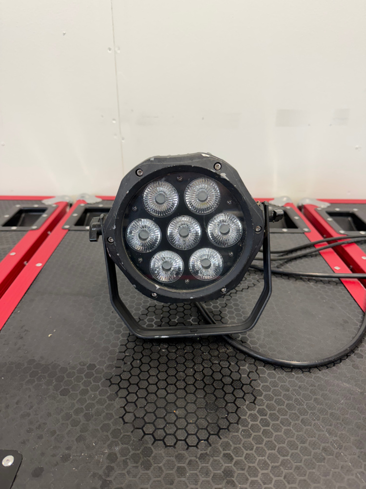 1563516-1 Scenlampor – BeamZ Pro BWA410 – 4 st