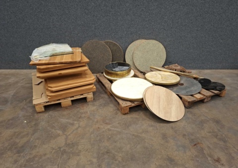 Approximately 28 table tops
