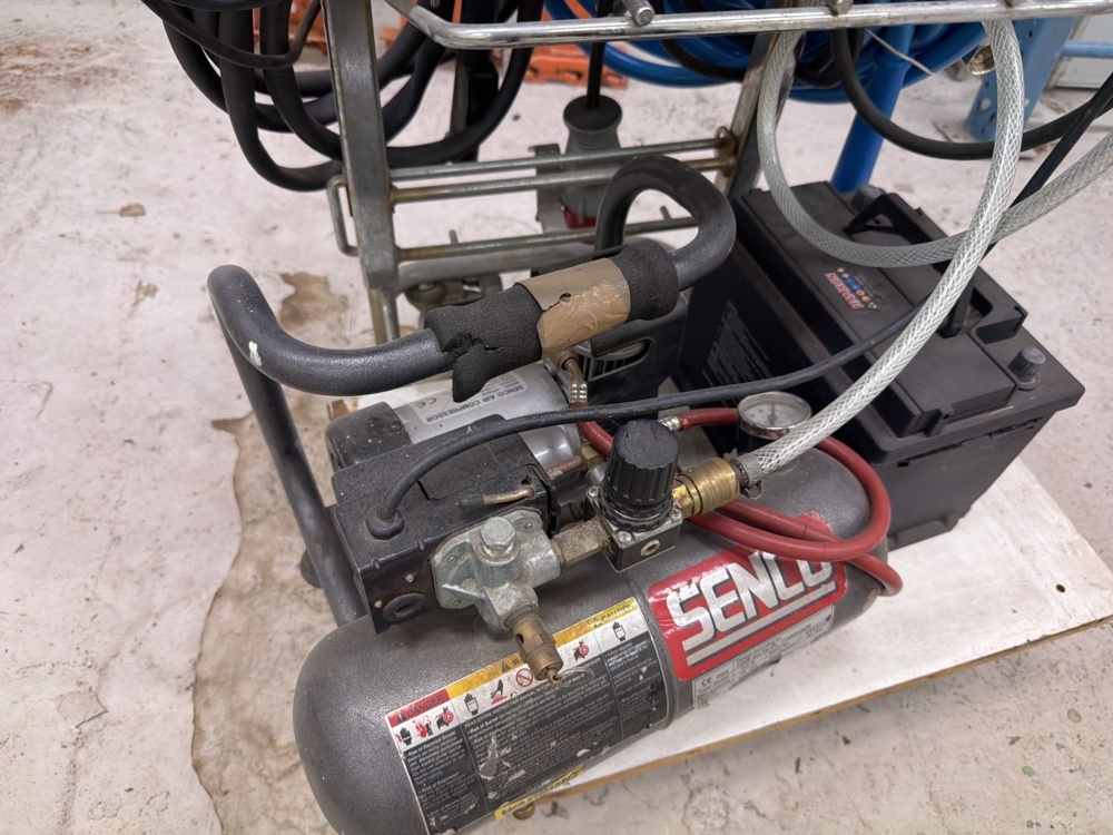 1566180-2 Plasma cutter - Parweld XTI 30 with compressor