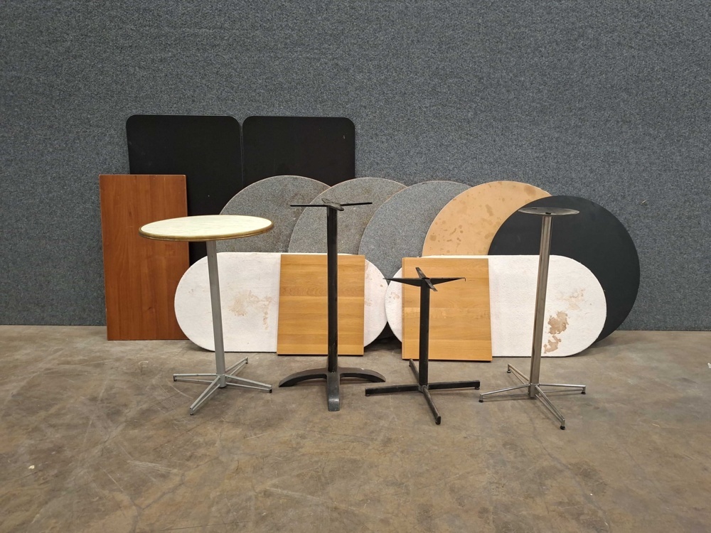 1582280-1 13 pcs Table tops & 4 pcs Table stands