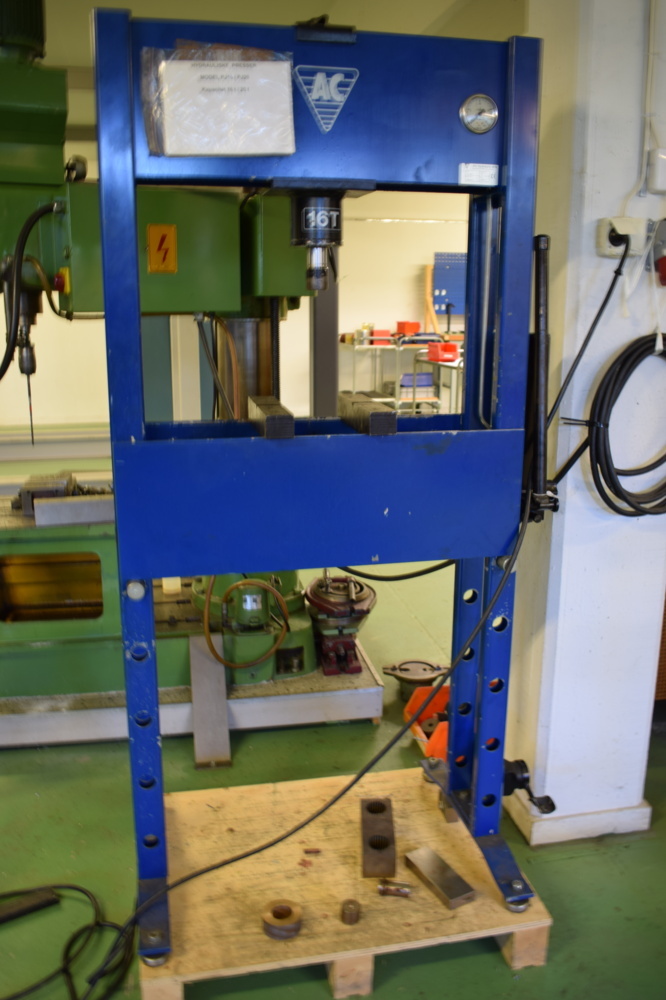 1452887-1 Hydraulic press AC