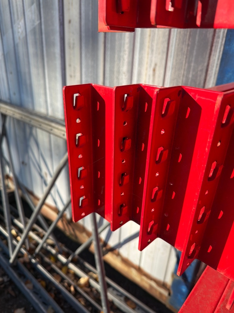 1593075-2 Beams for pallet racking, 120 pcs, 3 meters
