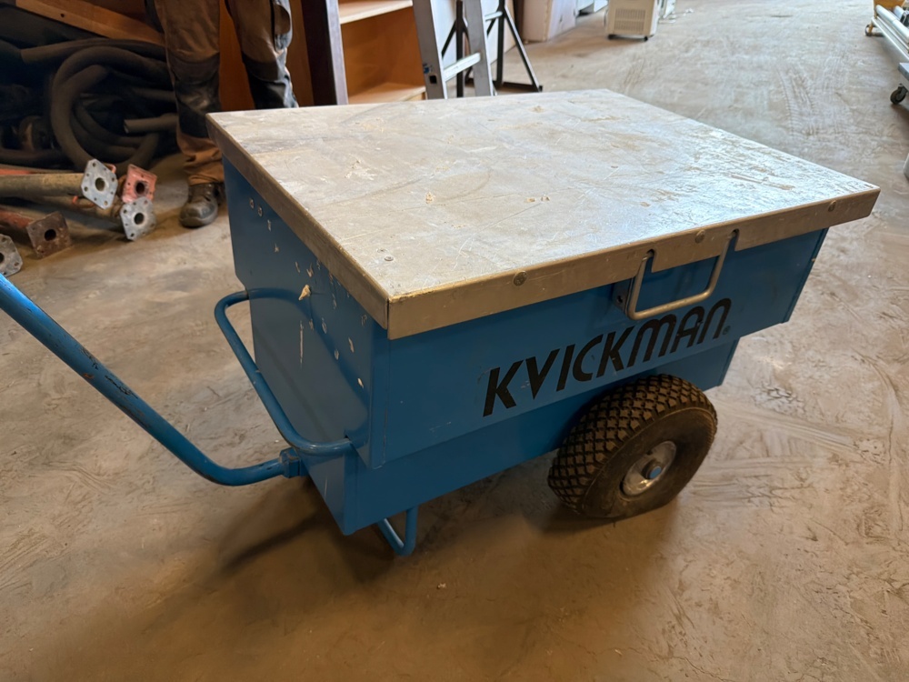 1593088-1 Tool trolley