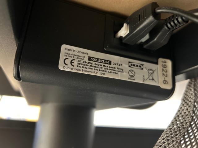 1546288-6 Skrivbord, kontorsstol och hurts