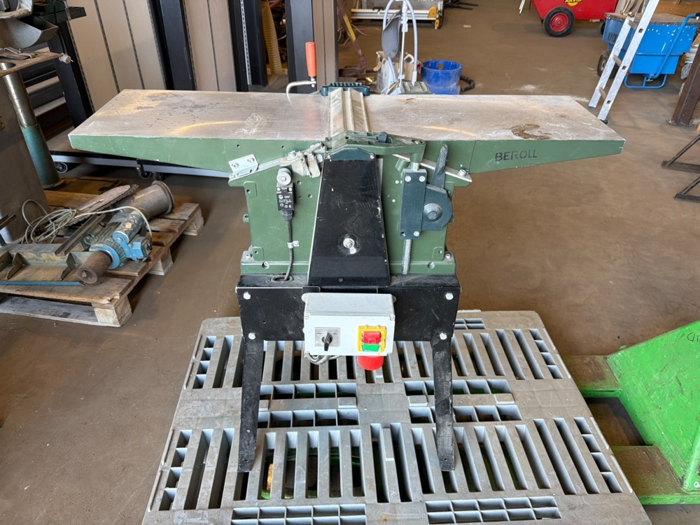 1593093-1 Planer
