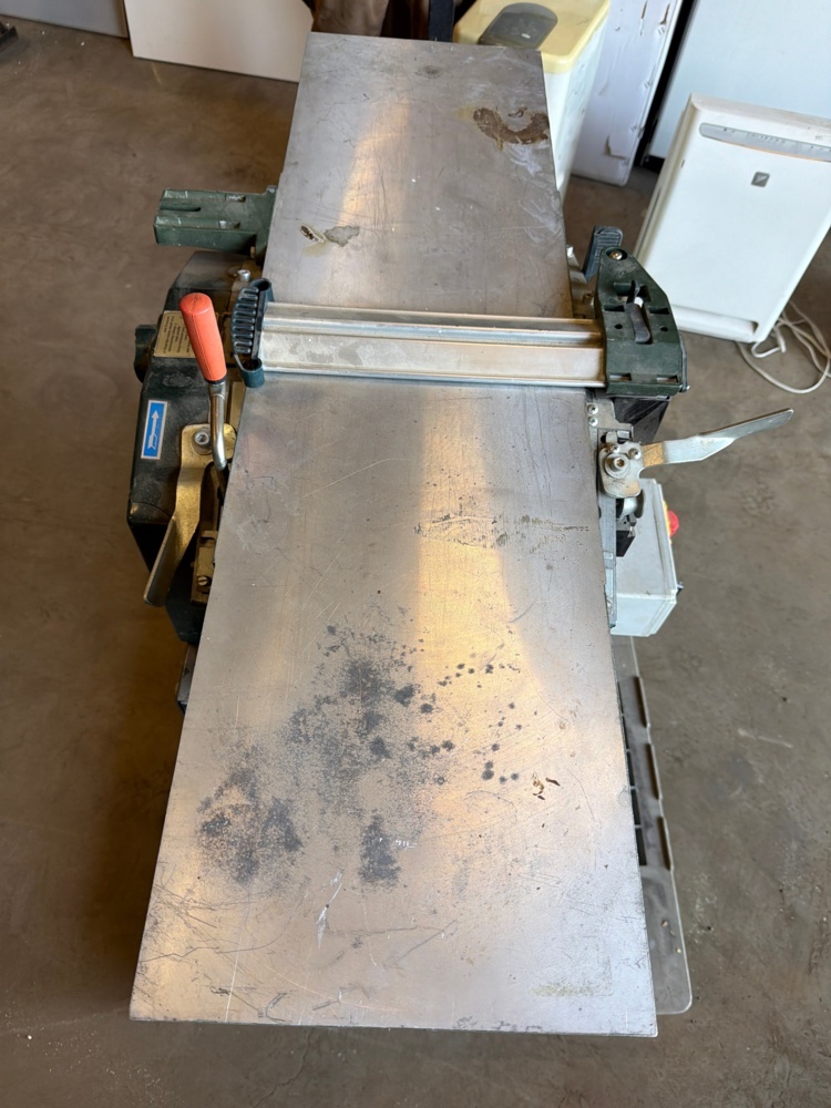 1593093-2 Planer