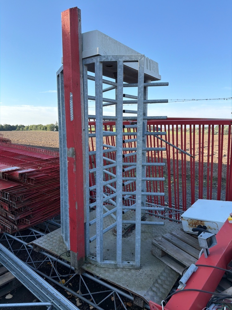 1593100-2 Carousel / entrance carousel
