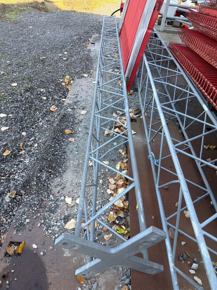 1593102-1 Truss masts, 4 pcs.