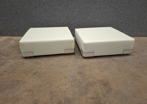 2 pcs Poufs, Kartell