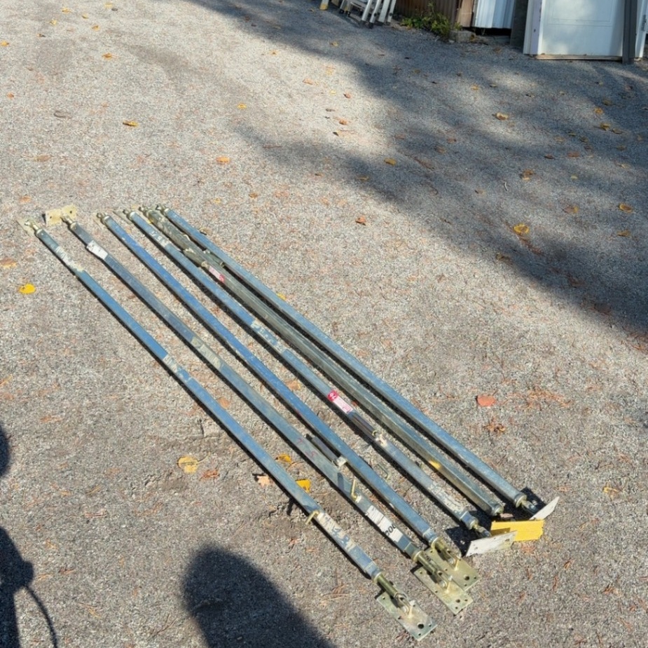 1583620-2 Väggstöd 6 st