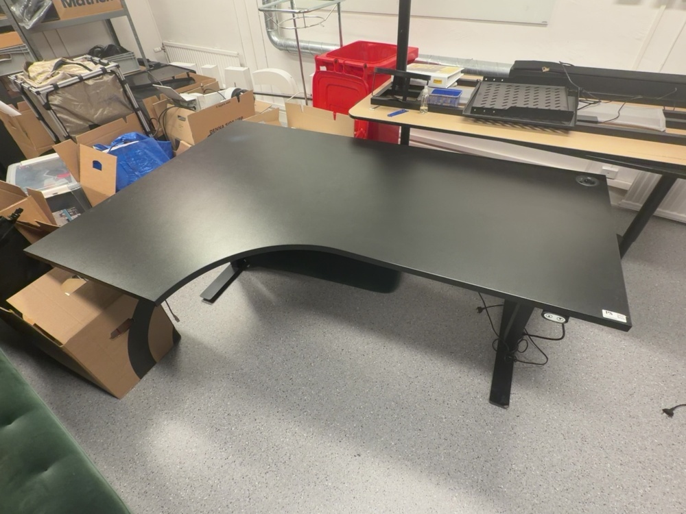 1506055-1 Height-adjustable desks - 4 pcs