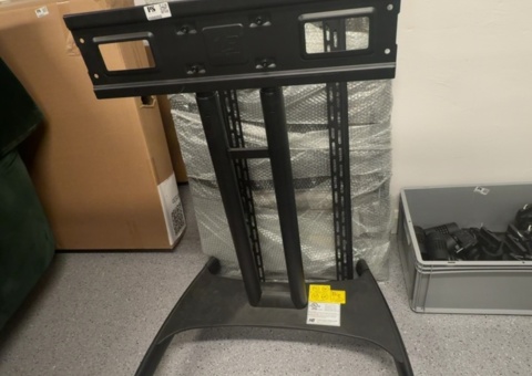 Mobile TV Stand - North Bayou AVA1500-60-1P