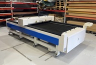 1458514 CO₂-laserskärare / lasergravyr – Redsail CM1325 – 130 W