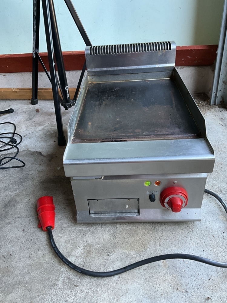 1474030-2 Frying table - Bertos