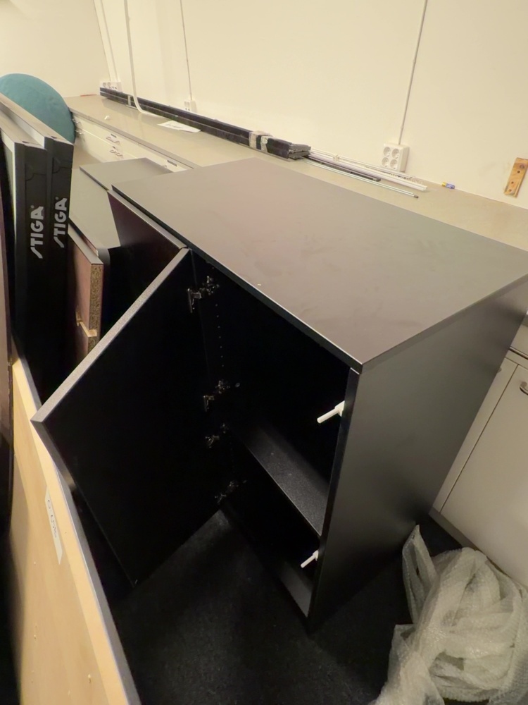 1506073-2 Cabinets / storage furniture 3 pcs