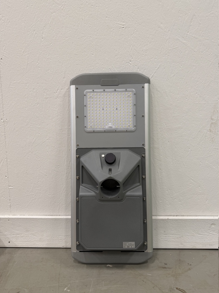 1563529-1 Solar-powered LED street light 40W – 65W solar panel