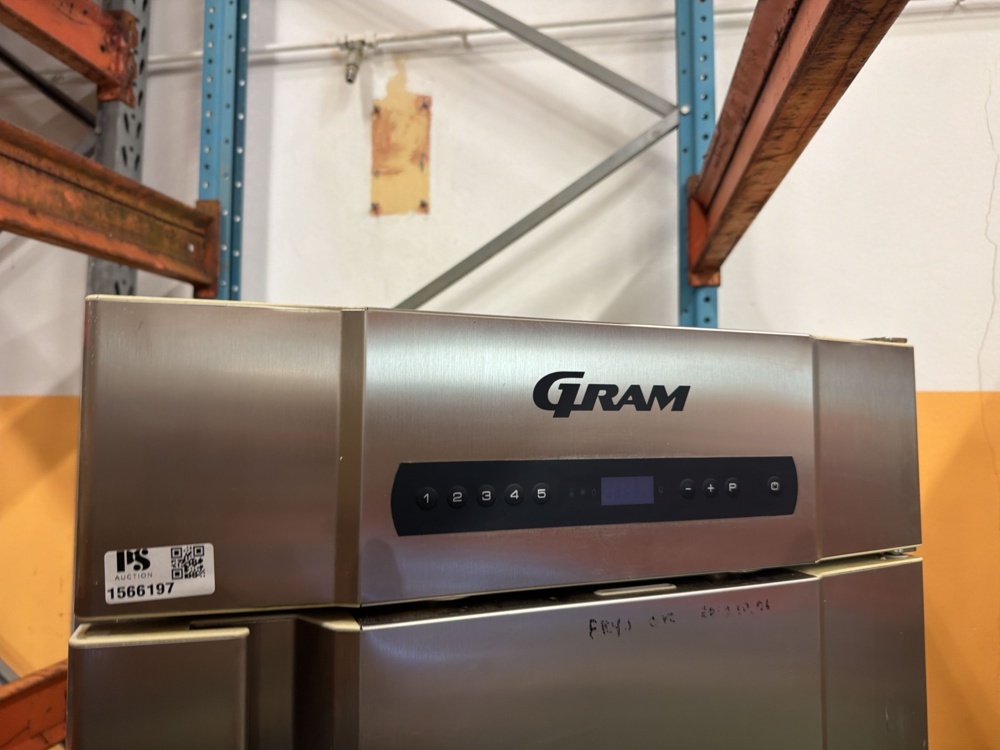 1566197-2 Refrigerator - Gram MIDI F 425 RSG 4N