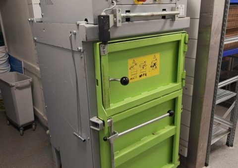 Vertikalbalpress Bermatingen 5 SK