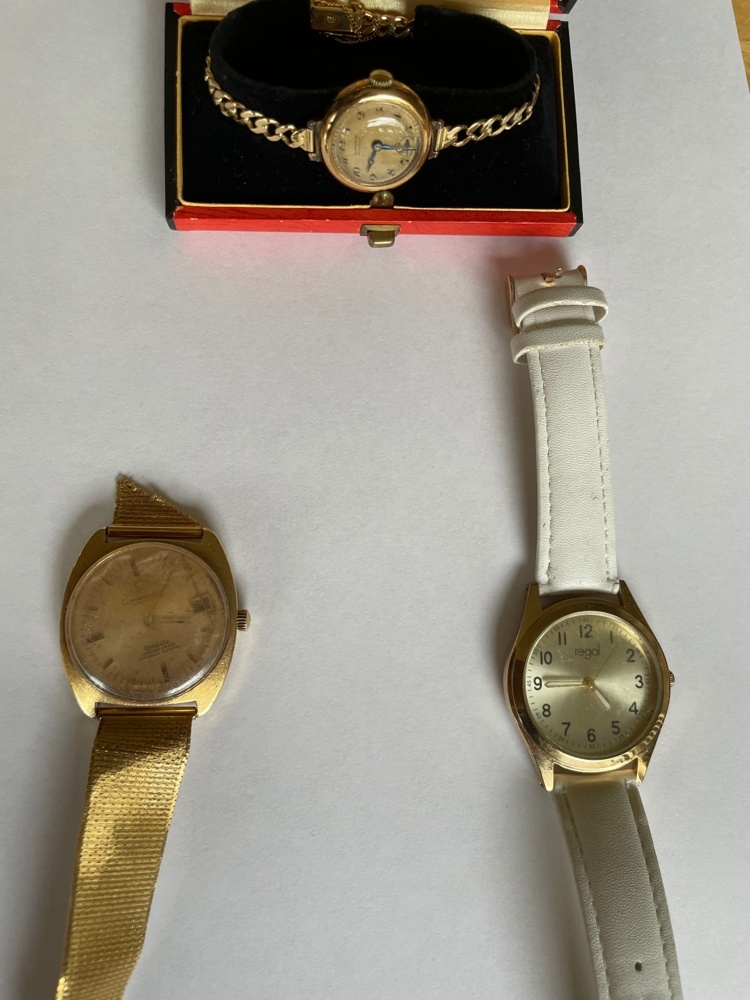 1593459-1 Watches 3 pcs