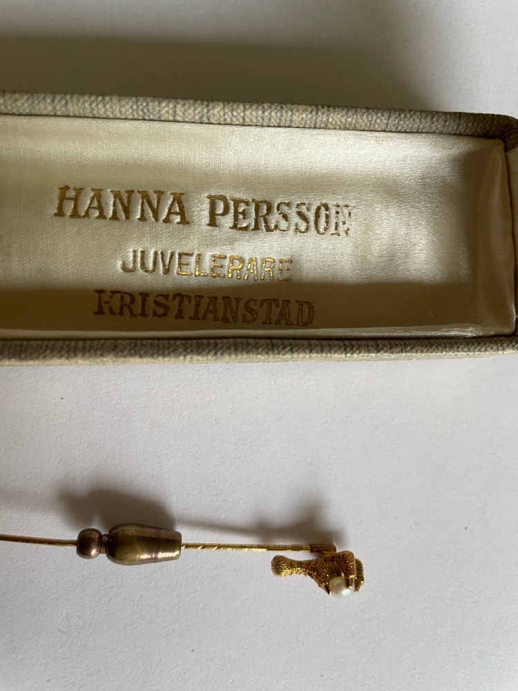 1593453-2 Antique Tie Clip