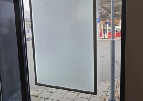 4 illuminated snap frames for posters