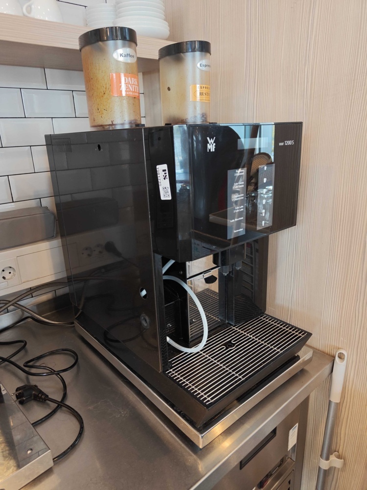 1581735-1 WMF 1200 S coffee machine