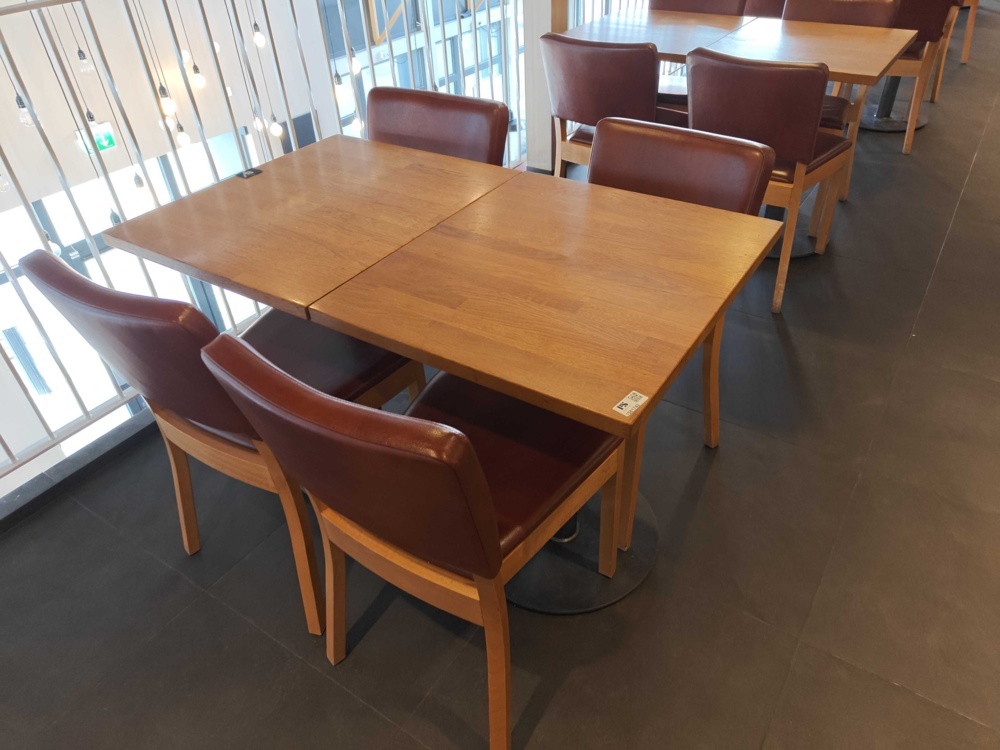 1581742-2 Restaurangmöblemang