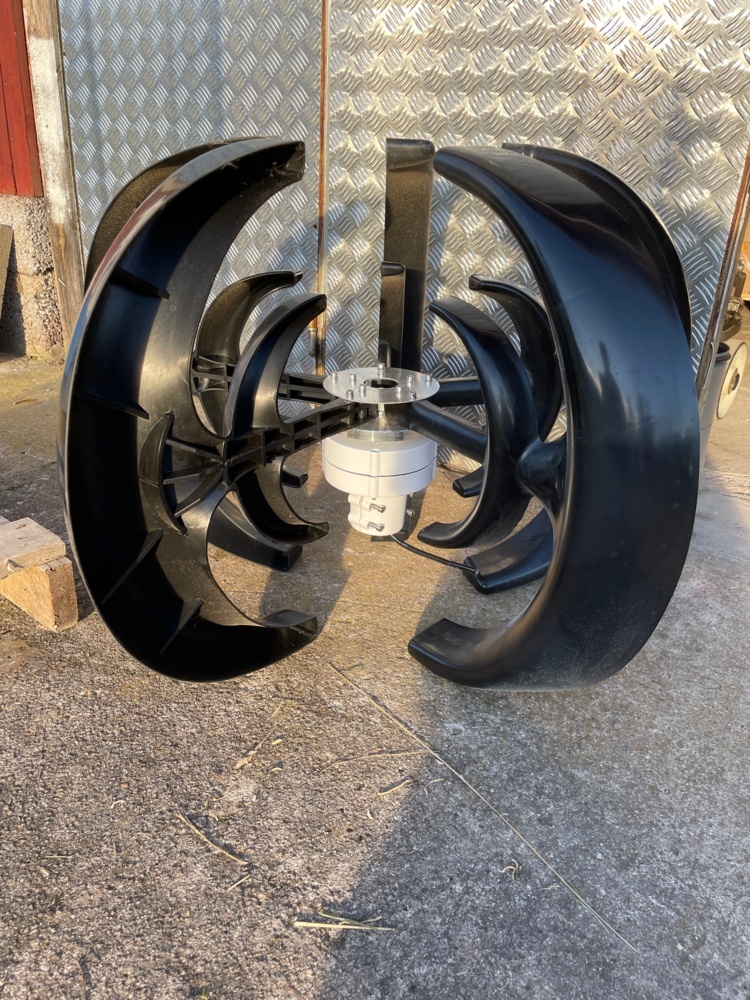 1593486-1 Wind turbine 1000W