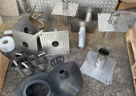 Stainless steel roof drains