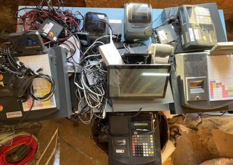 Cash registers, treasure boxes and drawers