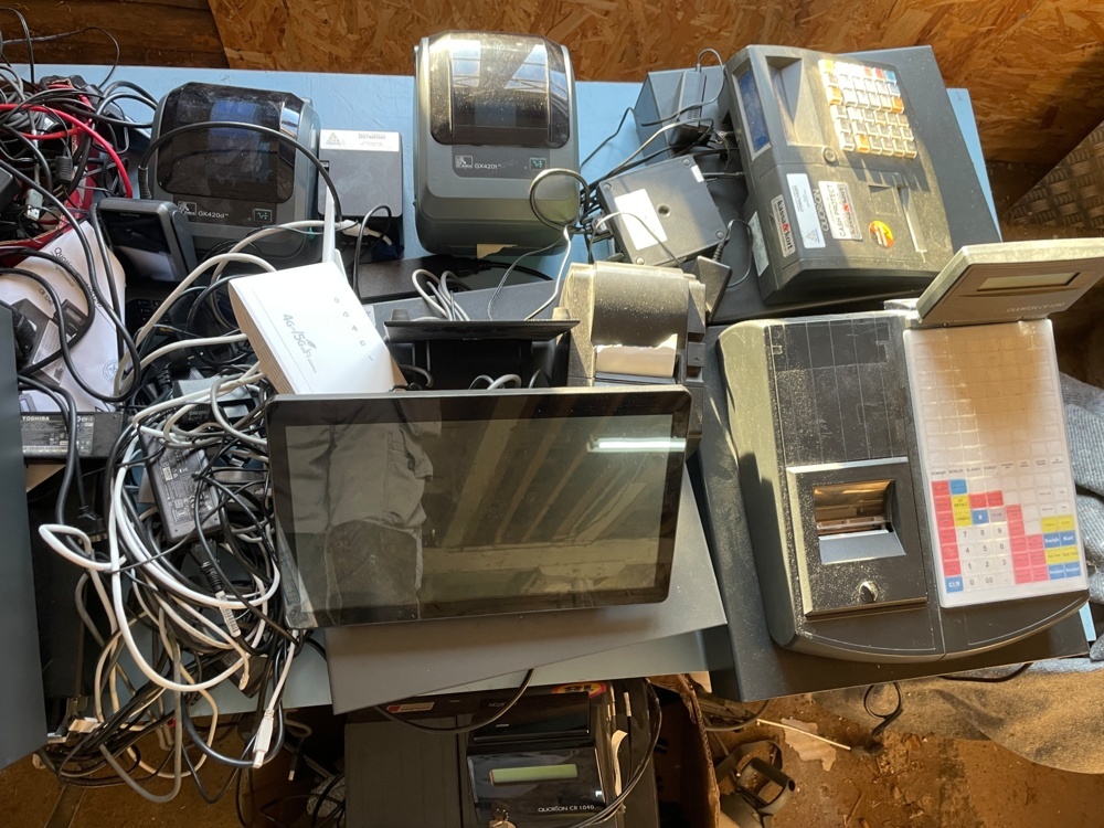 1593466-2 Cash registers, treasure boxes and drawers