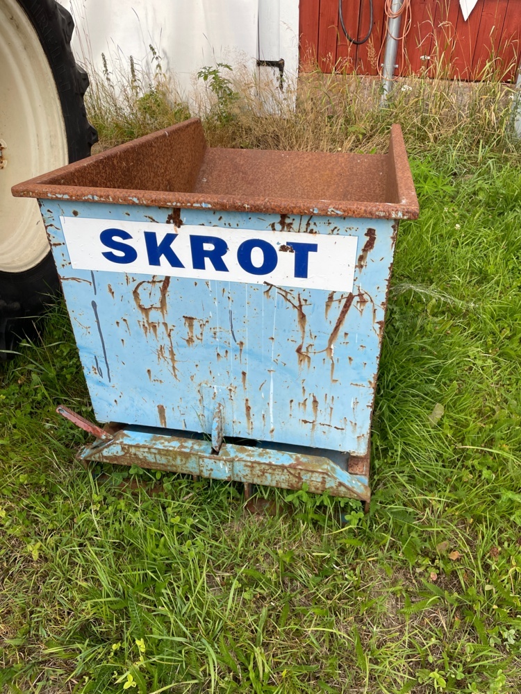 1593471-1 Tipping containers