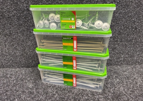 150 pcs Wood screws 8.0x200, 6.0x220 & 10.0x50mm, Essve