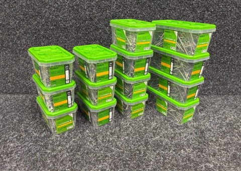 14 pcs. Packages Facade screw, Essve