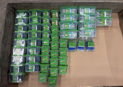 Nylon plug, universal plug, plastic plug, nail plug etc., Essve