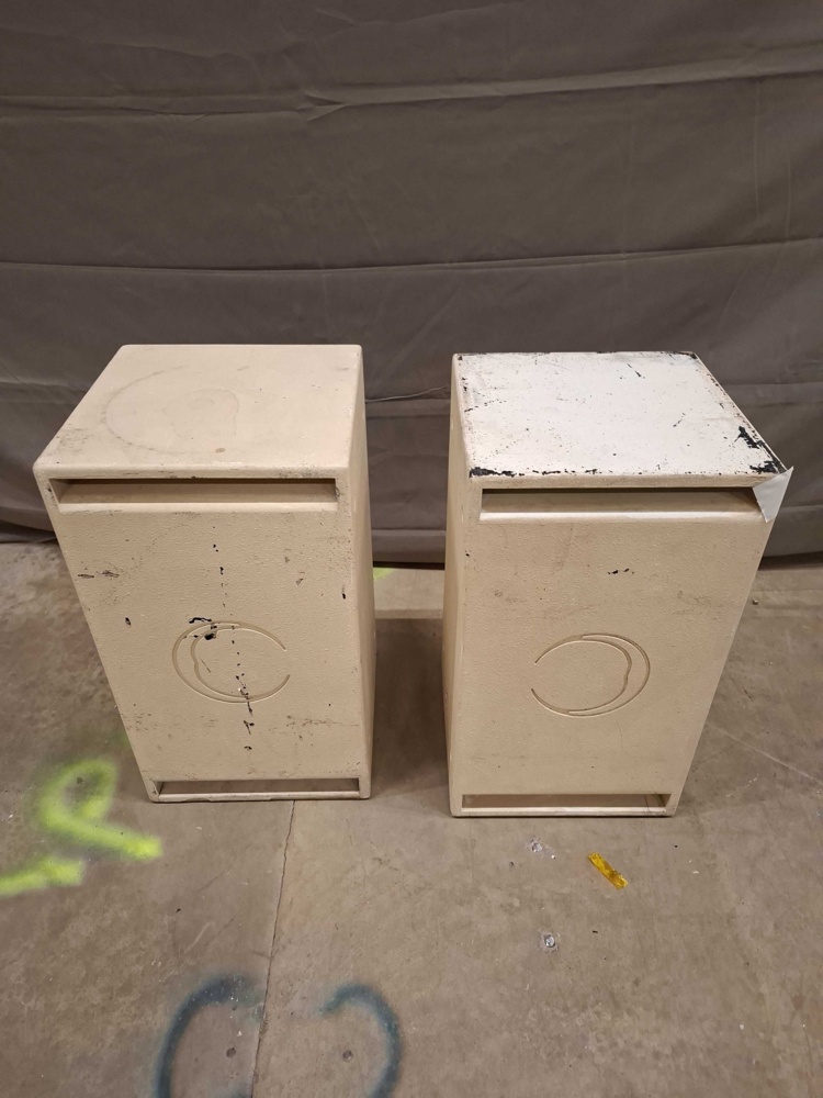1582559-1 Speakers, 2 pcs - Turbosound, white cabinets