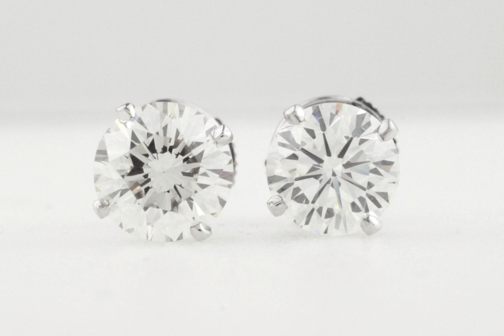 1594570-2 Örhängen 18K Vitguld med briljantslipade Diamanter ca 2,80 ctw