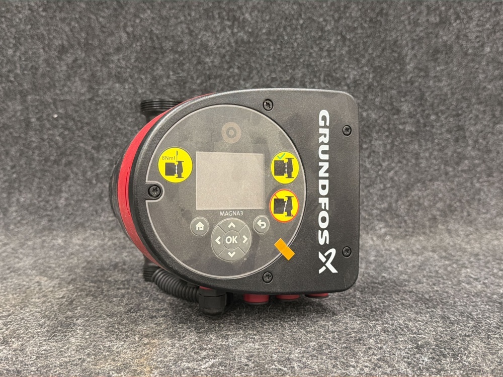1593766-1 Cirkulationspump Grundfos MAGNA3 25-40 180