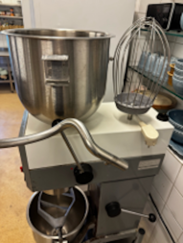 1141748-3 Blandningsmaskin 20 l, Hackman Catertec (Björn)
