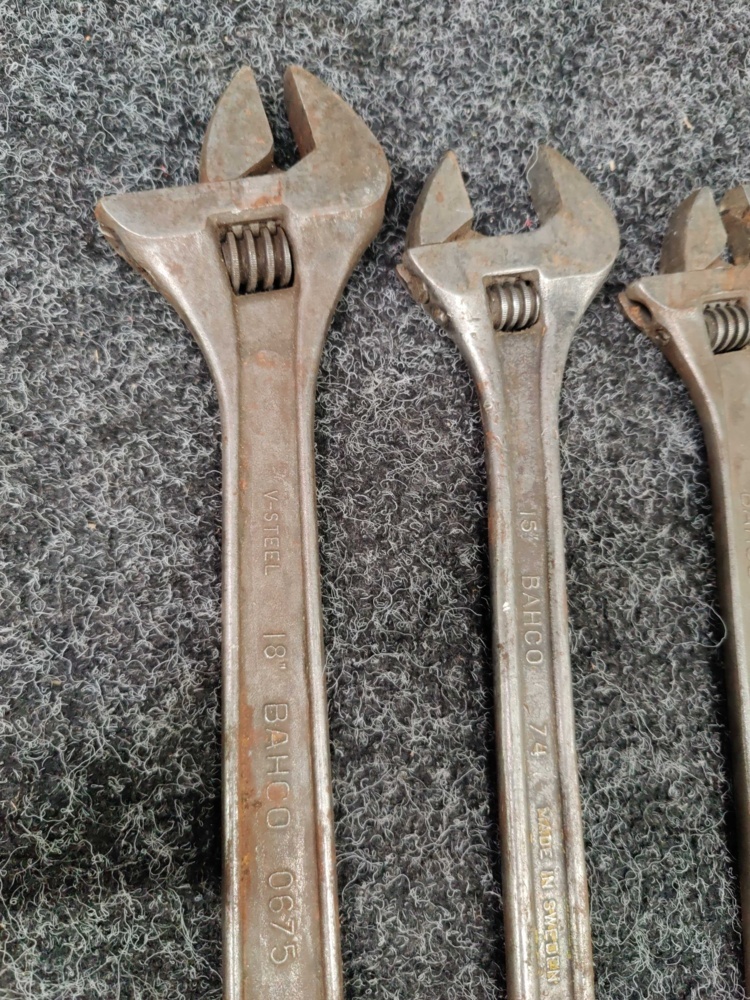 1593801-3 Skiftnycklar och fasta nycklar