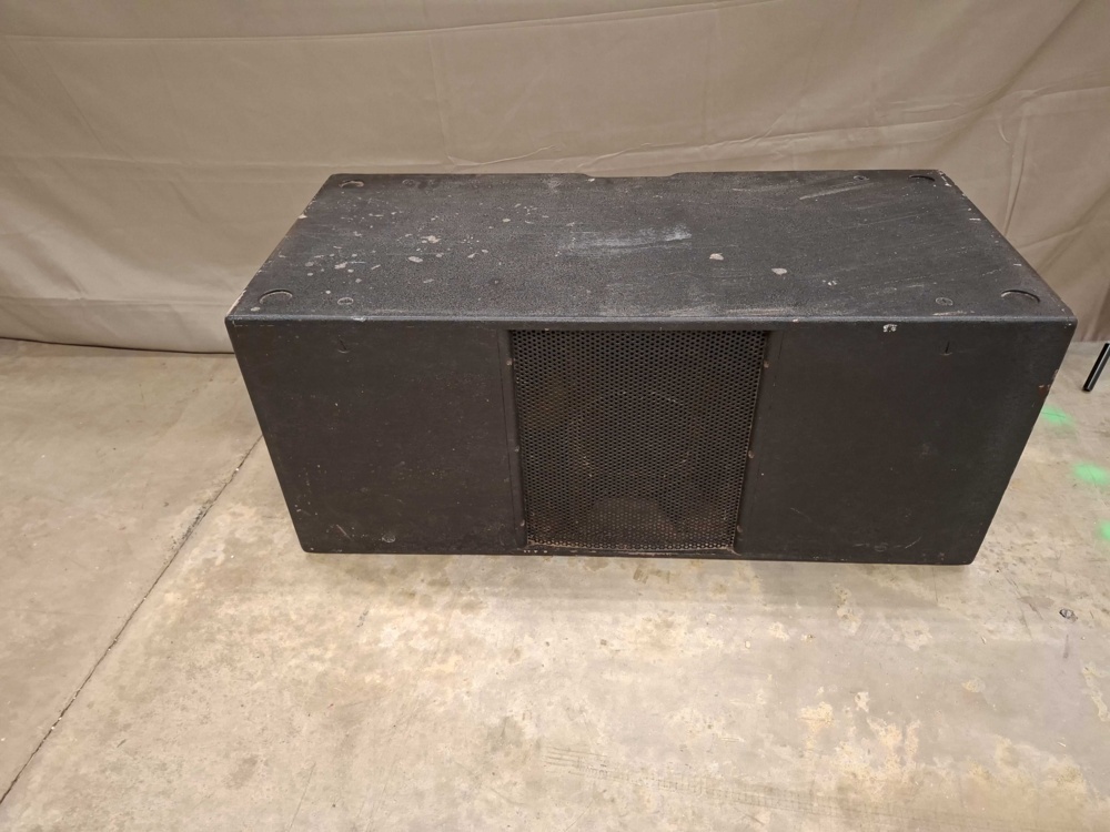 1582567-1 Subwoofer - Turbosound TSB-212, 800 W RMS