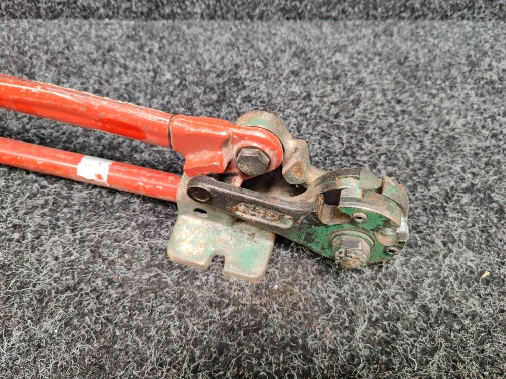 1593829-2 Gängstångsklippare HIT