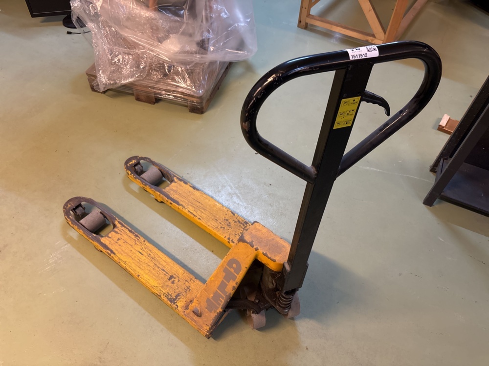 1511512-2 Pallet truck with short forks - Atlet HPT 2000
