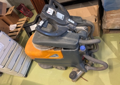Scrubber - Taski Swingo 455