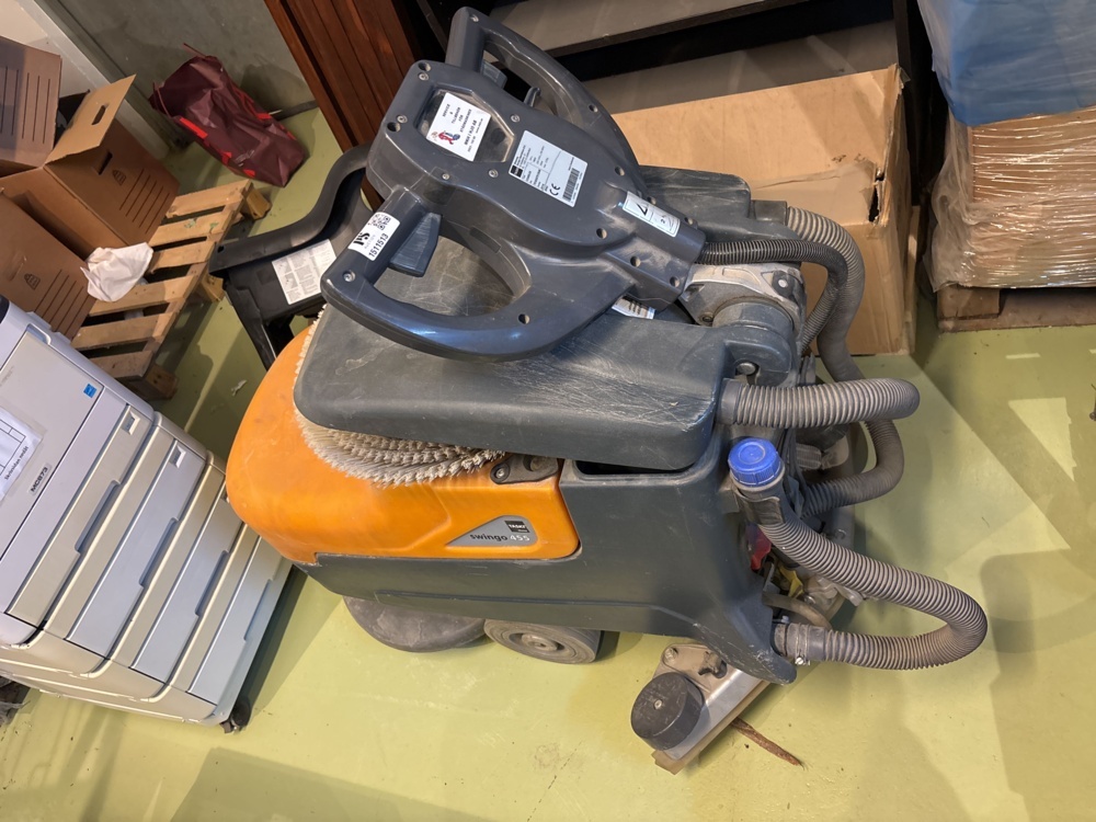 1511513-1 Scrubber - Taski Swingo 455