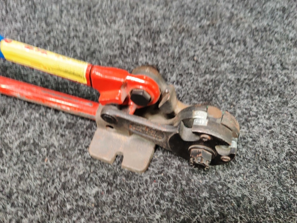 1595277-2 Gängstångsklippare HIT