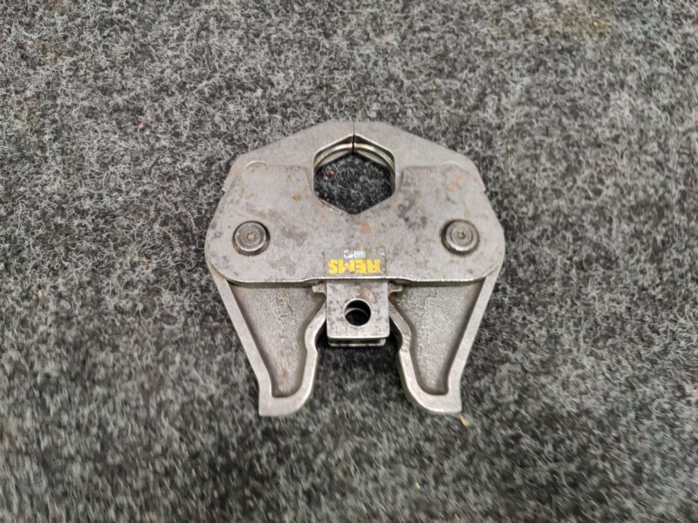 1595288-2 Pressback Rems M54